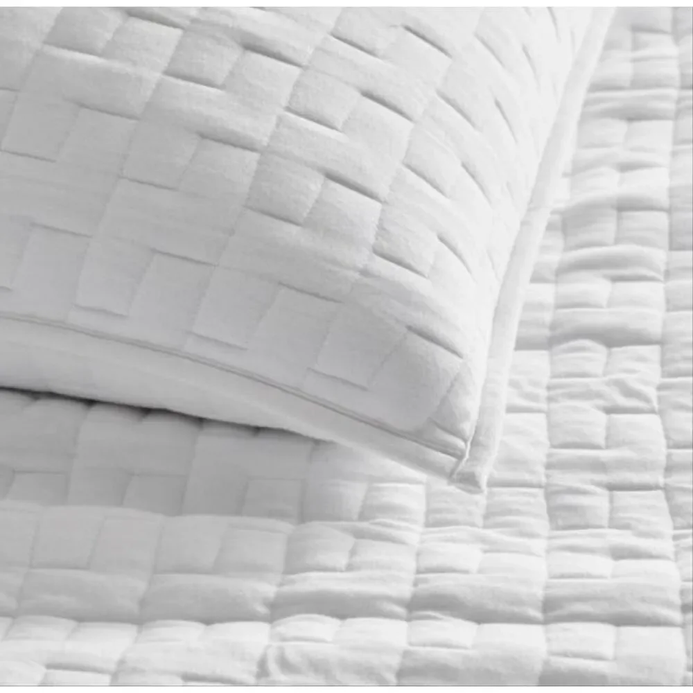 New The Company Store Air Layer White Cotton King Sham - Set of 2